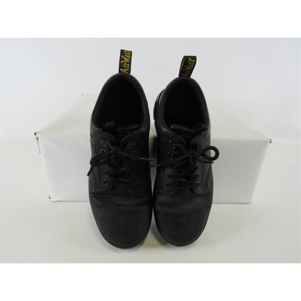 Dr. Martens Reeder Shoes Mens 10 Black Good Leather Low Top Lug Sole Hiker - Picture 9 of 9